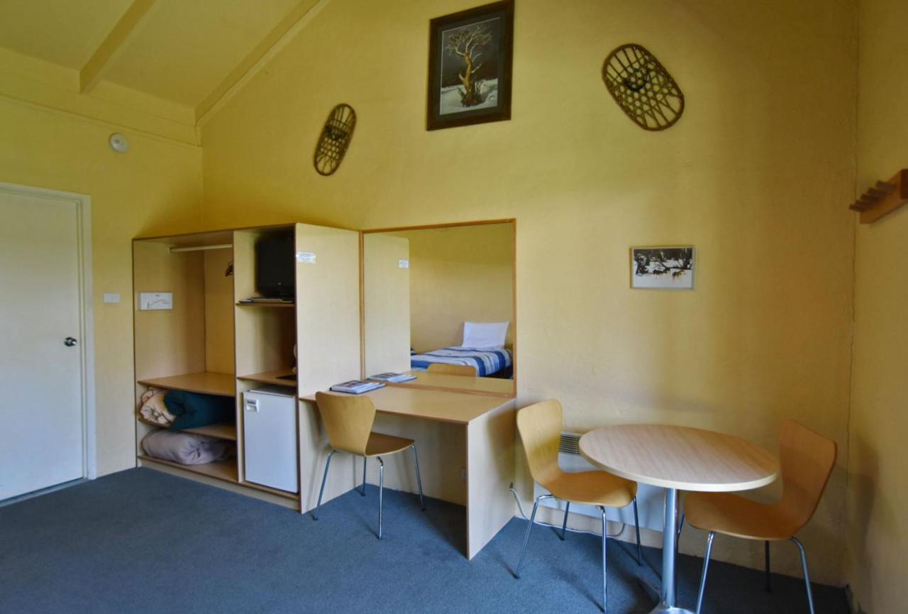 Harrietville Hotel Motel Exterior foto